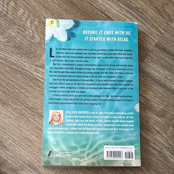 Colleen Hoover Book Set - It Ends With Us & It Starts With Us - Picture 7 of 8